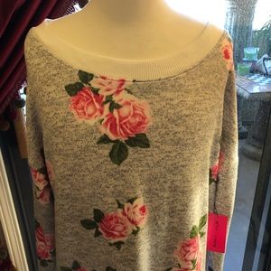 NEW 💖 Betsey Johnson Floral Nightgown